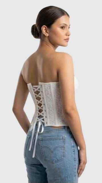 The White Lace Corset Set🤍